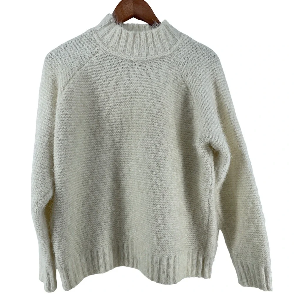 Lou & Grey Sweater Womens‎ Large Cream Ivory Fuzzy Minimalist Cozy Cottagecore